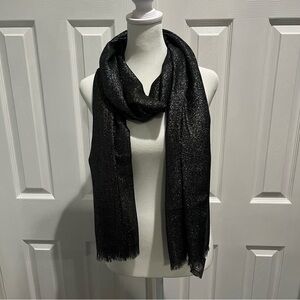 NWT Vince Camuto Black Metallic Shimmer Scarf Evening Wrap Elegant Fringe